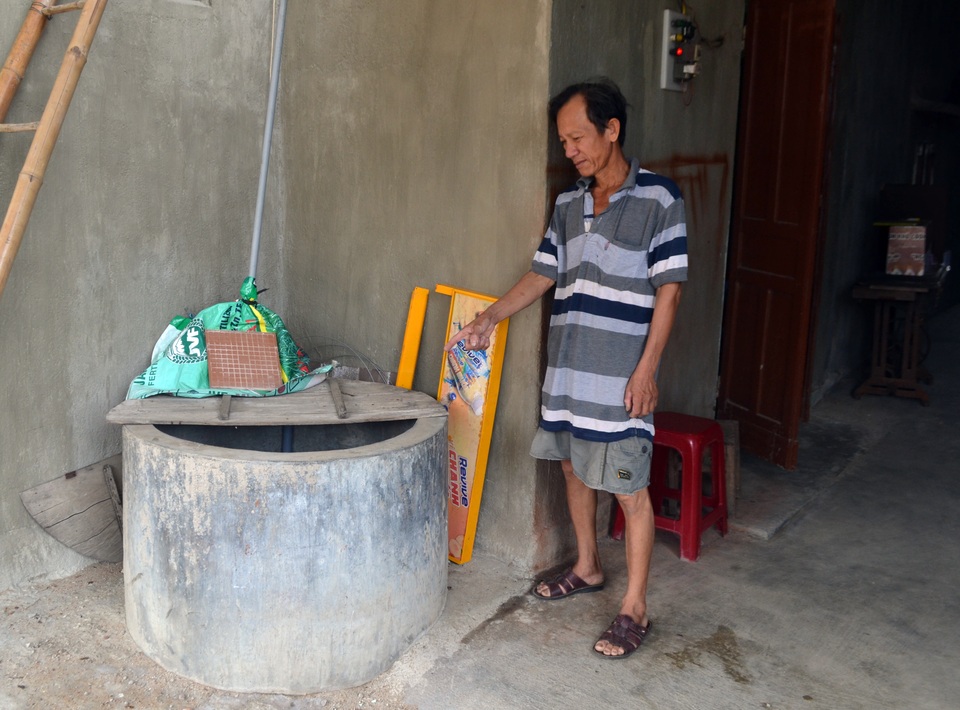 Phú Yên: Không có hệ thống nước sạch, dân “cắn răng” sử dụng nước nhiễm vôi - 2 Phú Yên: Không có hệ thống nước sạch, dân “cắn răng” sử dụng nước nhiễm vôi - 2