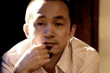 Quốc Trung: “Con người thường bước tiếp, mấy ai quay lại…”