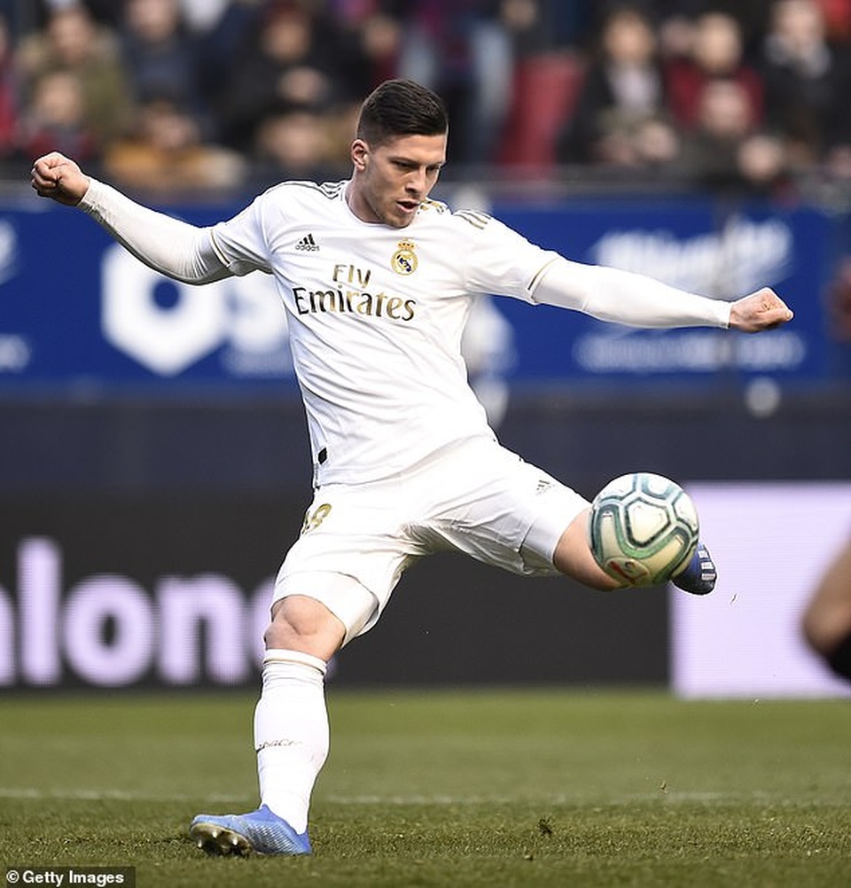 Osasuna 1-4 Real Madrid: Đoàn quân HLV Zidane vững ngôi đầu - 8 Osasuna 1-4 Real Madrid: Đoàn quân HLV Zidane vững ngôi đầu - 8