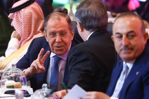 Nga tuyên bố "sẽ không chạy theo Mỹ"