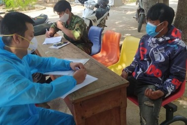 12 người đi hái lan rừng, "vô tình" sang Campuchia rồi về Việt Nam!