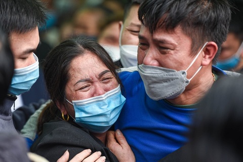 Ngày đại tang ở xóm ven đô