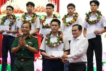 Nhiều thí sinh 29, 30 điểm ở TPHCM đỗ các trường quân sự