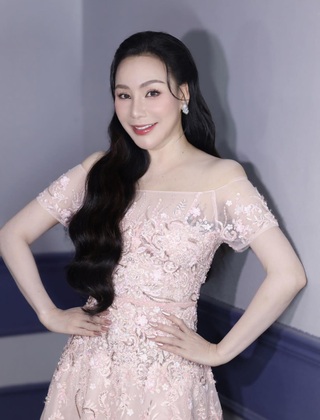 Hồ Quỳnh Hương tuổi 45: Ăn chay trường, lấy chồng doanh nhân - 2