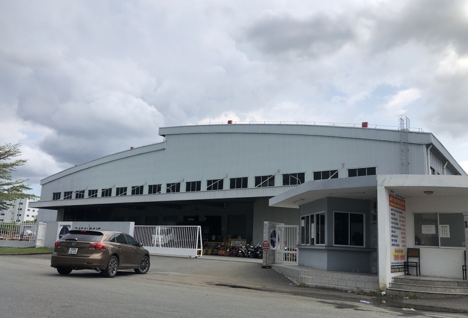 Xét nghiệm hàng trăm người ở khu công nghệ cao liên quan ca dương tính - 1 Xét nghiệm hàng trăm người ở khu công nghệ cao liên quan ca dương tính - 1