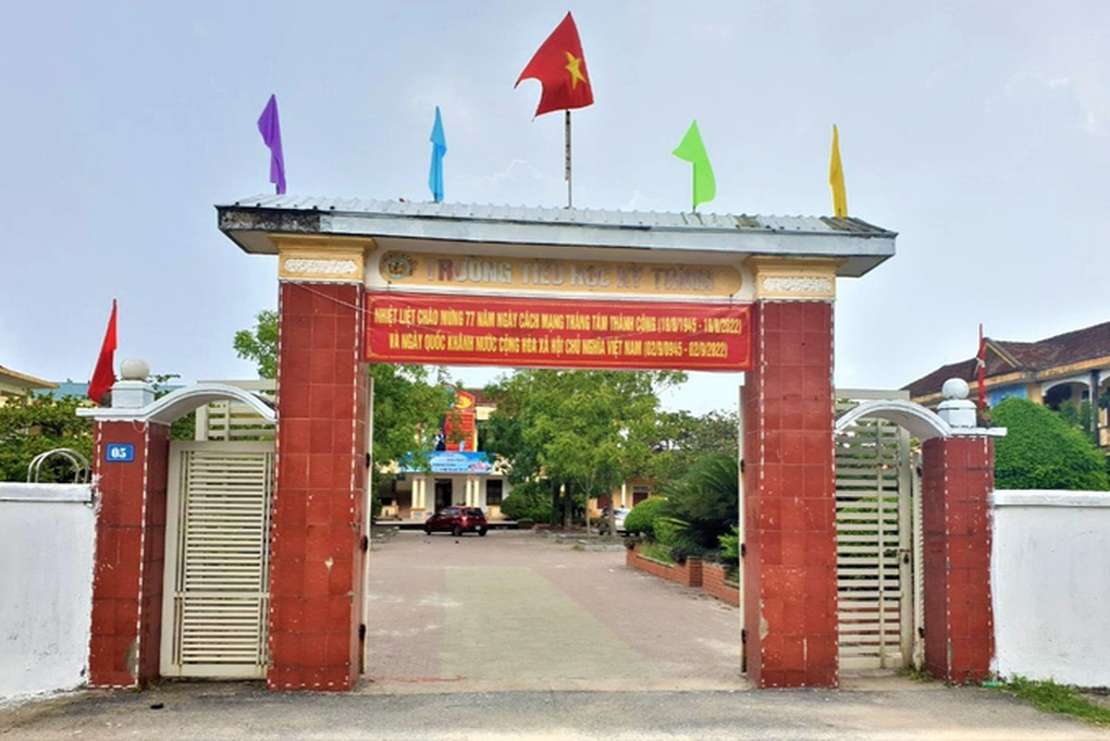 Ban đại diện cha mẹ học sinh không được phép thu những khoản tiền nào? - 1 Ban đại diện cha mẹ học sinh không được phép thu những khoản tiền nào? - 1