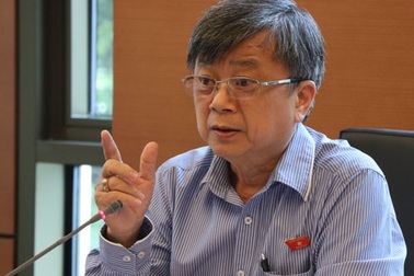 “Buôn chổi đót, làm xe ôm liệu có vài trăm tỉ đồng không?”