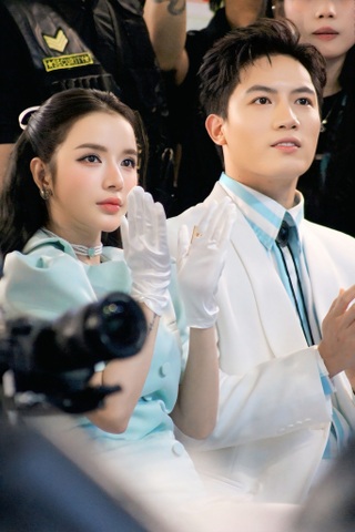 "Bạn gái tin đồn" của Anh Tú: Nhan sắc như búp bê, đóng phim Tết Trấn Thành - 12