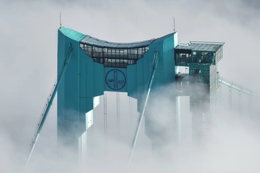 Quán cà phê ở cầu cao nhất thế giới: Vượt hẻm núi từ 2 tiếng xuống 2 phút