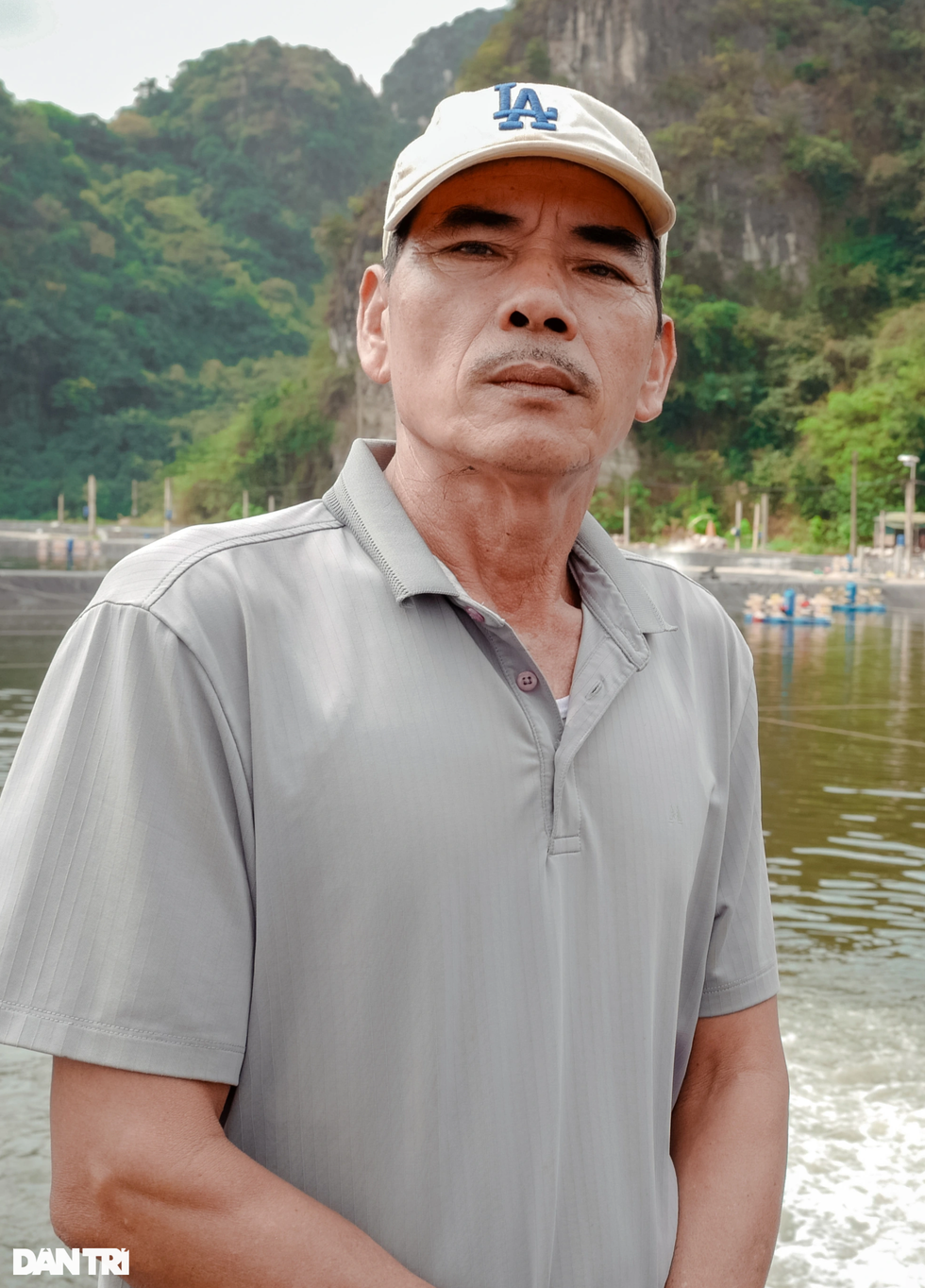 Nghe lời cha, 10 anh em cầm sổ đỏ để đánh bạc với trời - 4 Nghe lời cha, 10 anh em cầm sổ đỏ để đánh bạc với trời - 4