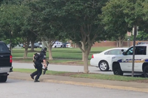 Xả súng tại Mỹ, ít nhất 12 người thiệt mạng