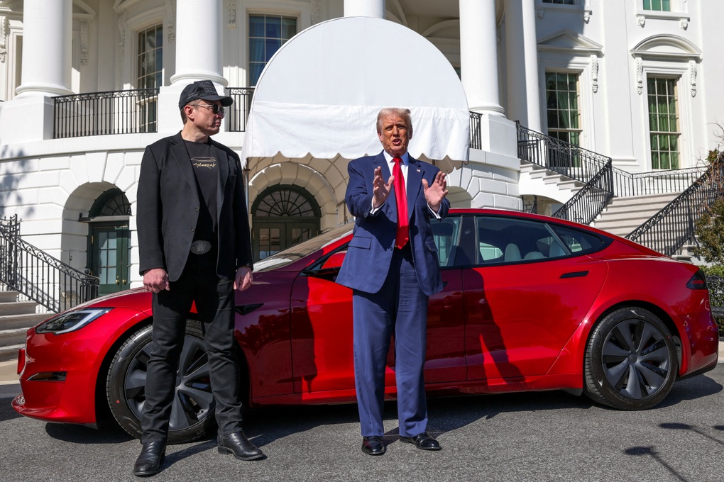 Mối quan hệ đặc biệt giữa Tổng thống Donald Trump và tỷ phú Elon Musk - 1 Mối quan hệ đặc biệt giữa Tổng thống Donald Trump và tỷ phú Elon Musk