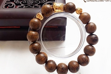 Phong thủy Sacha – Đẳng cấp vòng tay gỗ phong thủy