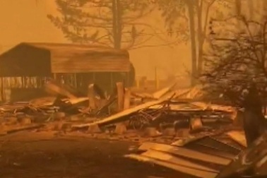 Cháy rừng thảm khốc, bang của Mỹ tan hoang như “địa ngục”