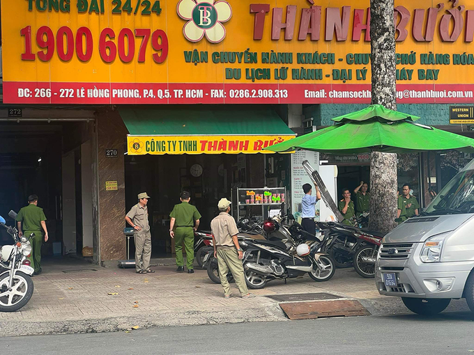 Công an khám xét trụ sở chính Công ty Thành Bưởi hôm 26/10