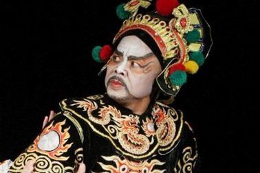 NSƯT Hán Văn Tình gian nan đến với nghệ thuật Tuồng