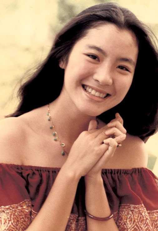 Phía sau tuyên bố đừng để ai nói mình hết thời gây sốt của Dương Tử Quỳnh - 6 Phía sau tuyên bố đừng để ai nói mình hết thời gây sốt của Dương Tử Quỳnh - 6