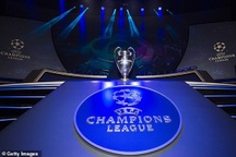 Real Madrid tái ngộ PSG, Barcelona rơi vào “bảng tử thần”