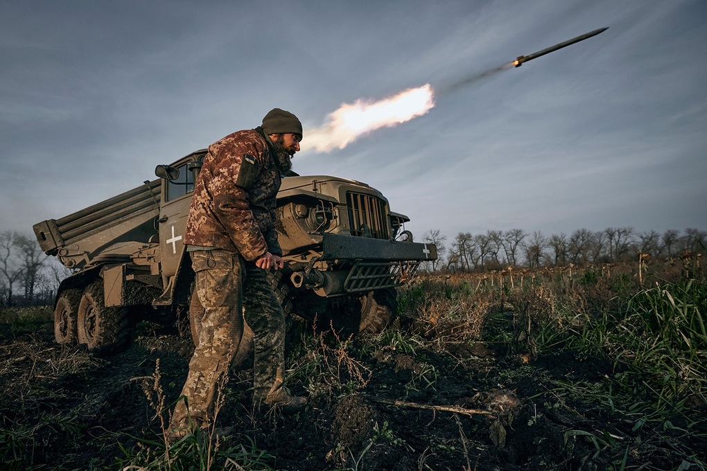 Binh sĩ Ukraine nêu lý do lính đánh thuê nước ngoài rời hàng ngũ - 1 Binh sĩ Ukraine nêu lý do lính đánh thuê nước ngoài rời hàng ngũ - 1
