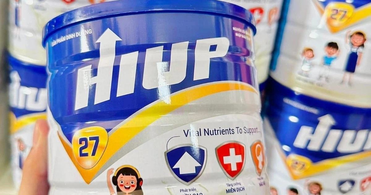 Mẹ trẻ mua Hiup uất nghẹn: Tin người nổi tiếng, tôi tự cho con uống sữa giả