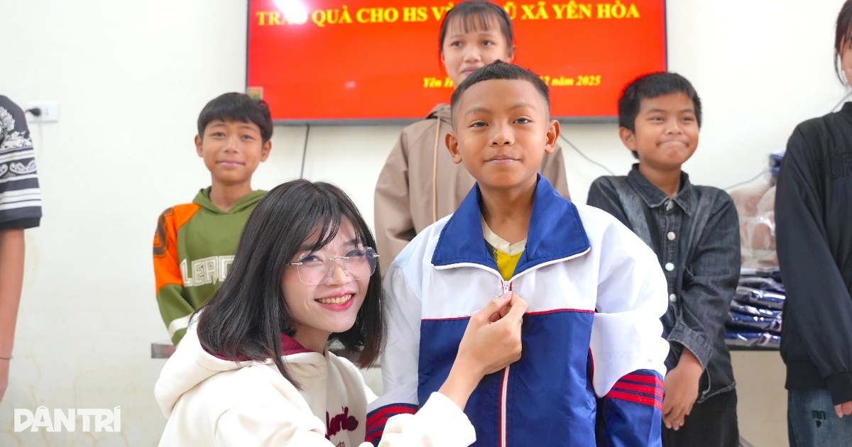 Bạn đọc tiếp tục hỗ trợ học sinh vùng lũ tại Nghệ An