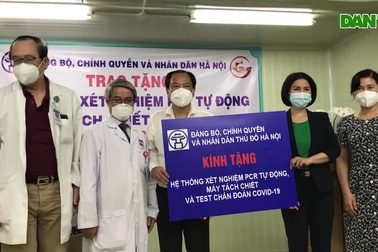 Hà Nội tặng TPHCM hệ thống xét nghiệm, chẩn đoán Covid-19