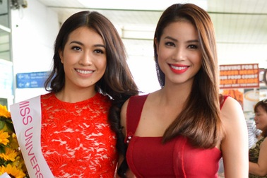 Hoa hậu Phạm Hương tiễn Lệ Hằng thi Miss Universe 2016