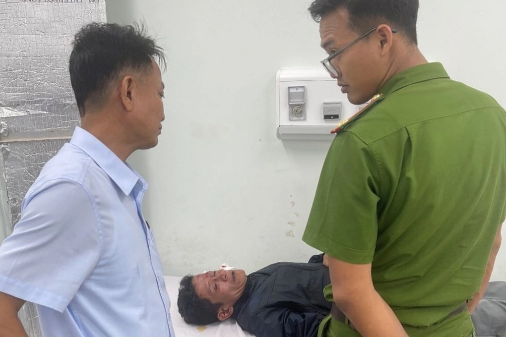 20 phút cứu người bị tai nạn của các cán bộ pháp y Kiên Giang - 2 20 phút cứu người bị tai nạn của các cán bộ pháp y Kiên Giang - 2