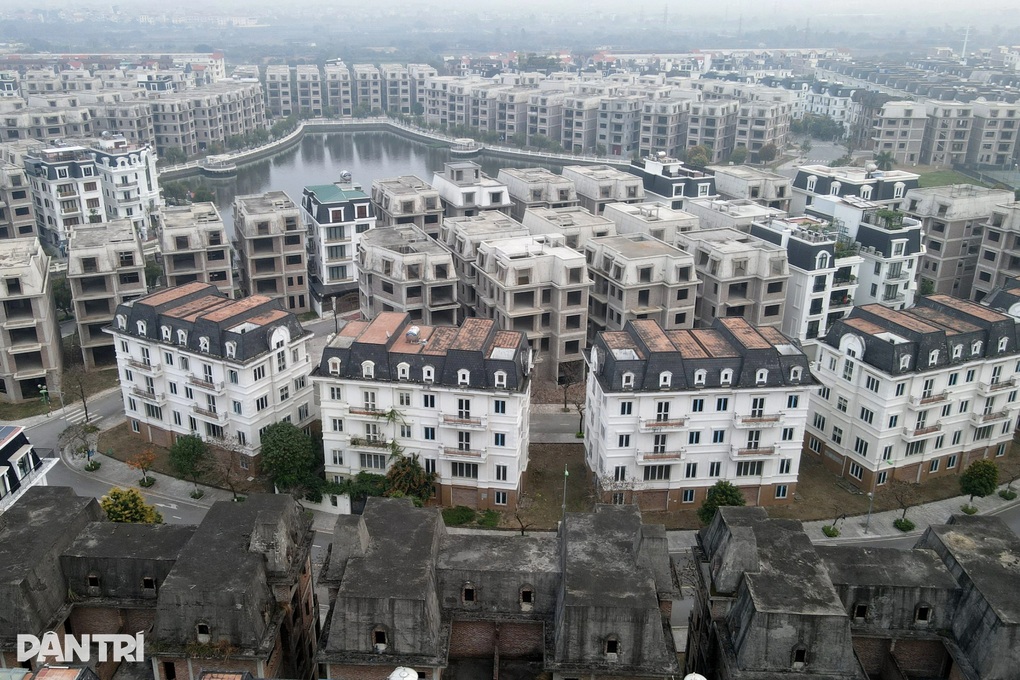 Người dân ở Hà Nội và TPHCM mất 169 năm mới mua được nhà mặt phố? - 1 Người dân ở Hà Nội và TPHCM mất 169 năm mới mua được nhà mặt phố? - 1