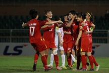 TPHCM tạm giữ ngôi đầu giải bóng đá nữ vô địch quốc gia 2020