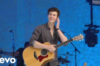 Shawn Mendes - There's Nothing Holdin' Me Back