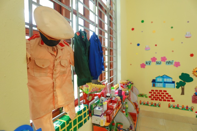 Trẻ em miền núi đua nhau đến trường sau khi có phòng học Dân trí - 13 Trẻ em miền núi đua nhau đến trường sau khi có phòng học Dân trí - 13