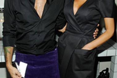 Nhà thiết kế Marc Jacobs… mặc váy