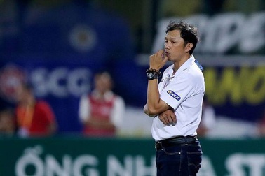 Bầu Đức trảm tướng, mời trợ lý thầy Park làm HLV trưởng HA Gia Lai