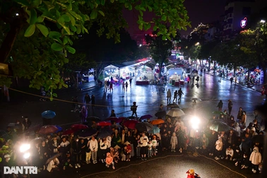 Phố đi bộ và bài toán kinh tế đêm