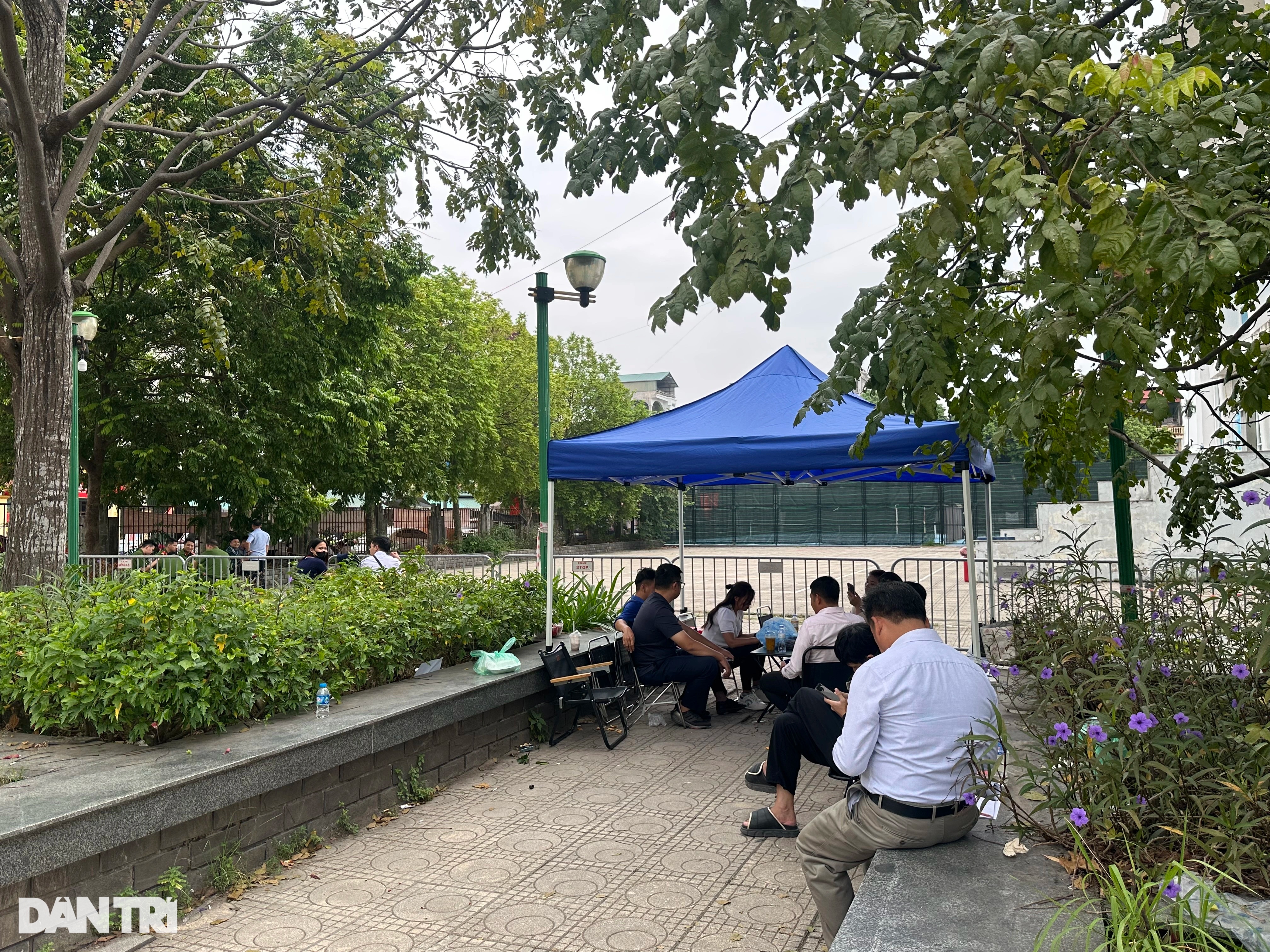 Leilão de terras do distrito de Hoai Duc: maior prêmio vencedor: 15 bilhões de VND/lote - 2 Đấu giá đất huyện Hoài Đức: Giá trúng cao nhất 15 tỷ đồng/lô - 2