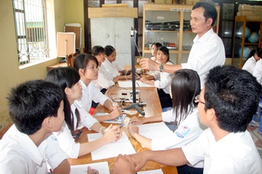         Nên tạo điều kiện thực hiện các “giờ học mở”