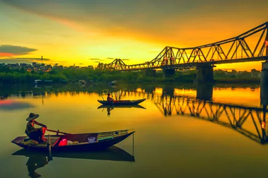 Sông Hồng nằm trong những tour du lịch đường sông tuyệt vời nhất thế giới