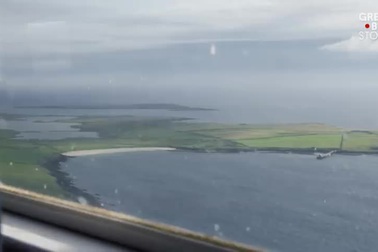 Chuyến bay ngắn nhất thế giới dài 2 phút: Ngồi chưa nóng ghế đã hạ cánh