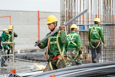 Không khí tất bật trên công trường Coteccons ngày 30 Tết