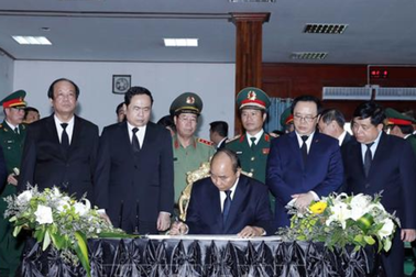 Thủ tướng Nguyễn Xuân Phúc dự Quốc tang Đại tướng Lào Sisavath Keobounphanh