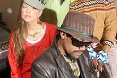 Black Eyed Peas thắng lớn tại giải âm nhạc Pháp NRJ