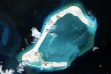 7 “xưởng chế tạo đảo nổi” trái phép của Trung Quốc ở Biển Đông