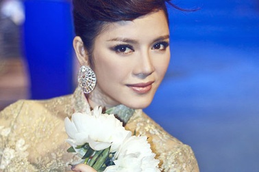 "Lý Nhã Kỳ giúp mang thời trang ra thế giới"