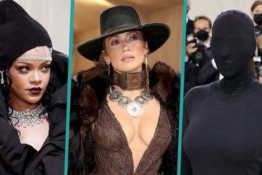 JLo, Rihanna, Kim Kardashian cùng dàn sao tham dự Met Gala 2021