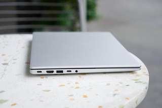 Đánh giá Asus Vivobook S14: Hiệu năng mạnh, pin tốt, màn hình cần cải thiện - 18