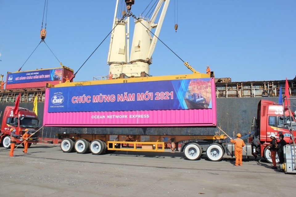 Các cảng biển VIMC đón những tấn hàng đầu năm 2021 - 3 Các cảng biển VIMC đón những tấn hàng đầu năm 2021 - 3