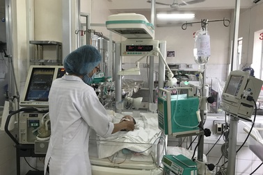 Sức khoẻ thai nhi văng khỏi bụng mẹ tiên lượng rất xấu!