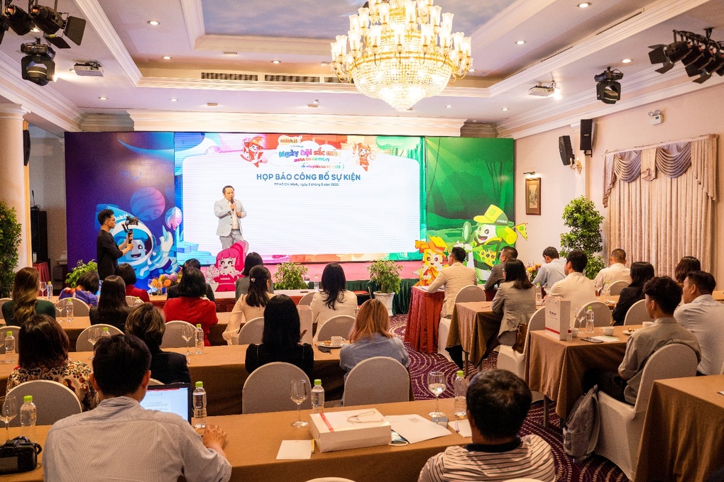 Ngày hội sắc màu - Mega Color Event: Không gian sắc màu sống động cho gia đình Việt - 1 Ngày hội sắc màu - Mega Color Event: Không gian sắc màu sống động cho gia đình Việt - 1