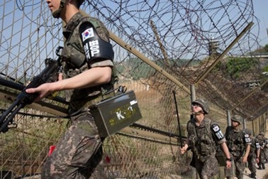 Triều Tiên diễn tập bắn phá các loa phát thanh của Hàn Quốc